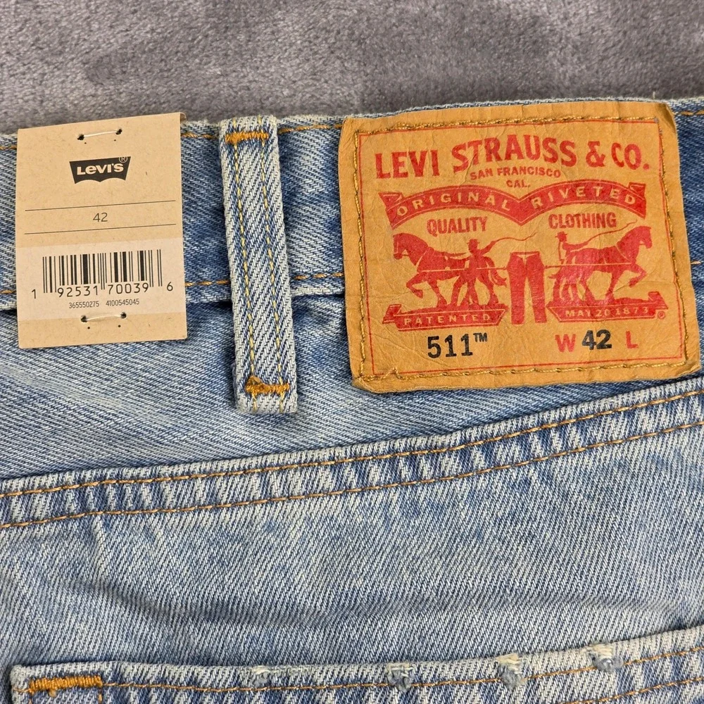 NEW Levi's 511 Slim Shorts Mens 42 Light Blue Distressed Ripped Denim‎ Cutoff
